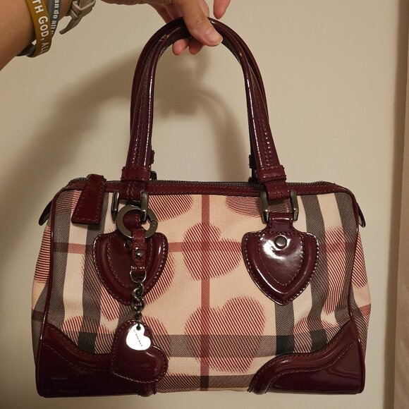 Authentic Burberry bag - Picture 1 of 9